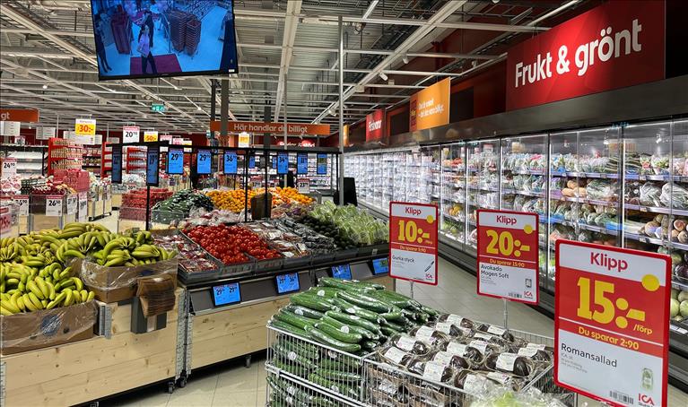 Frukt och grönt-avdelningen i den nya butiken.